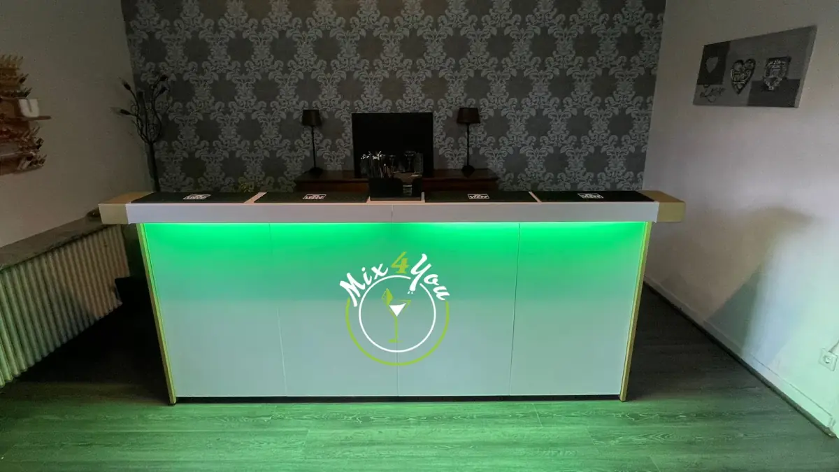 Mobile Cocktailbar Mix4You in Salzbergen mit Barsetup und frischen Cocktails